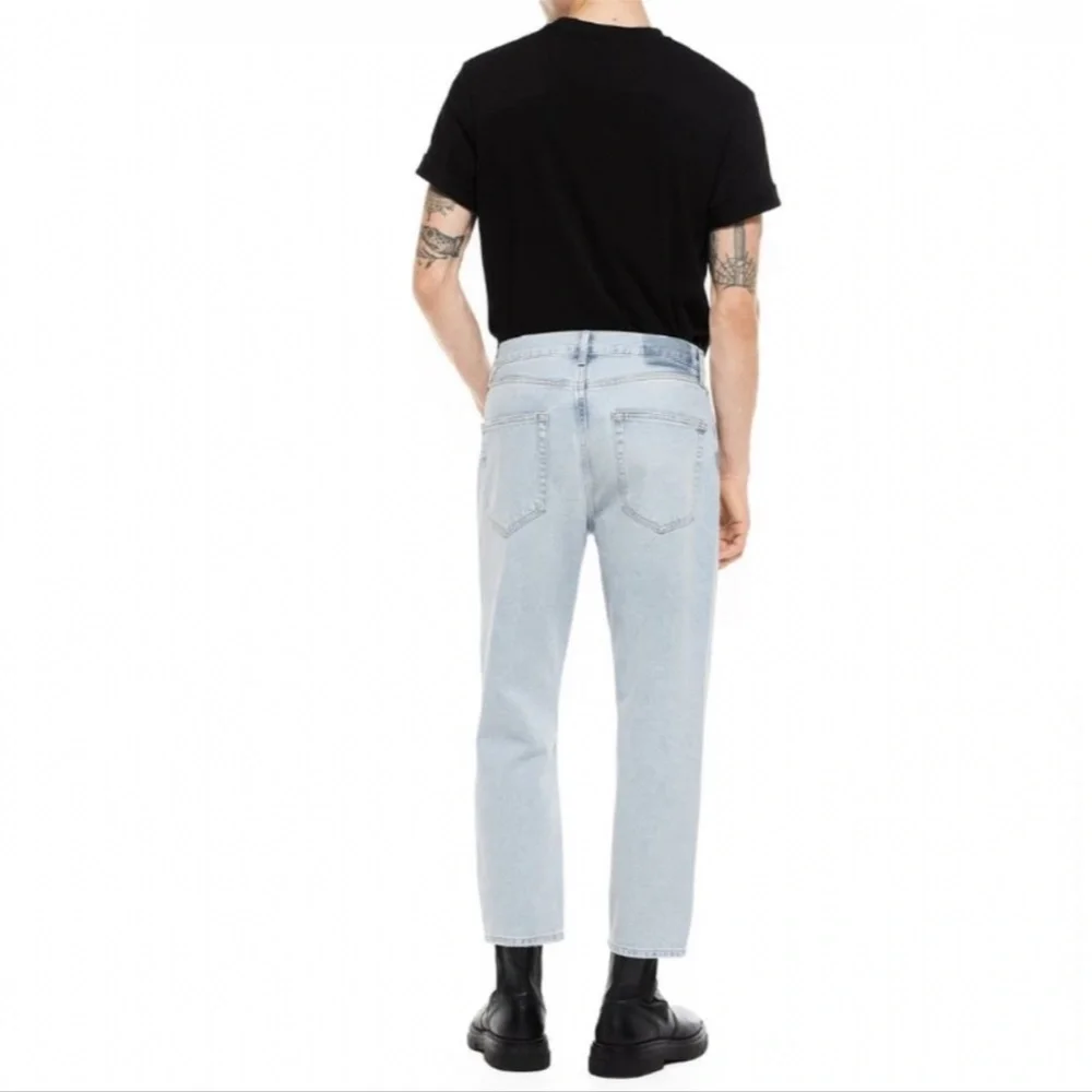NWT ZARA STRAIGHT FIT JEANS LIGHT BLUE